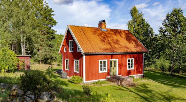  Einfamilienhaus Im Kommen. Ferienhhaus mit Strandgrundst�ck in Vimmerby